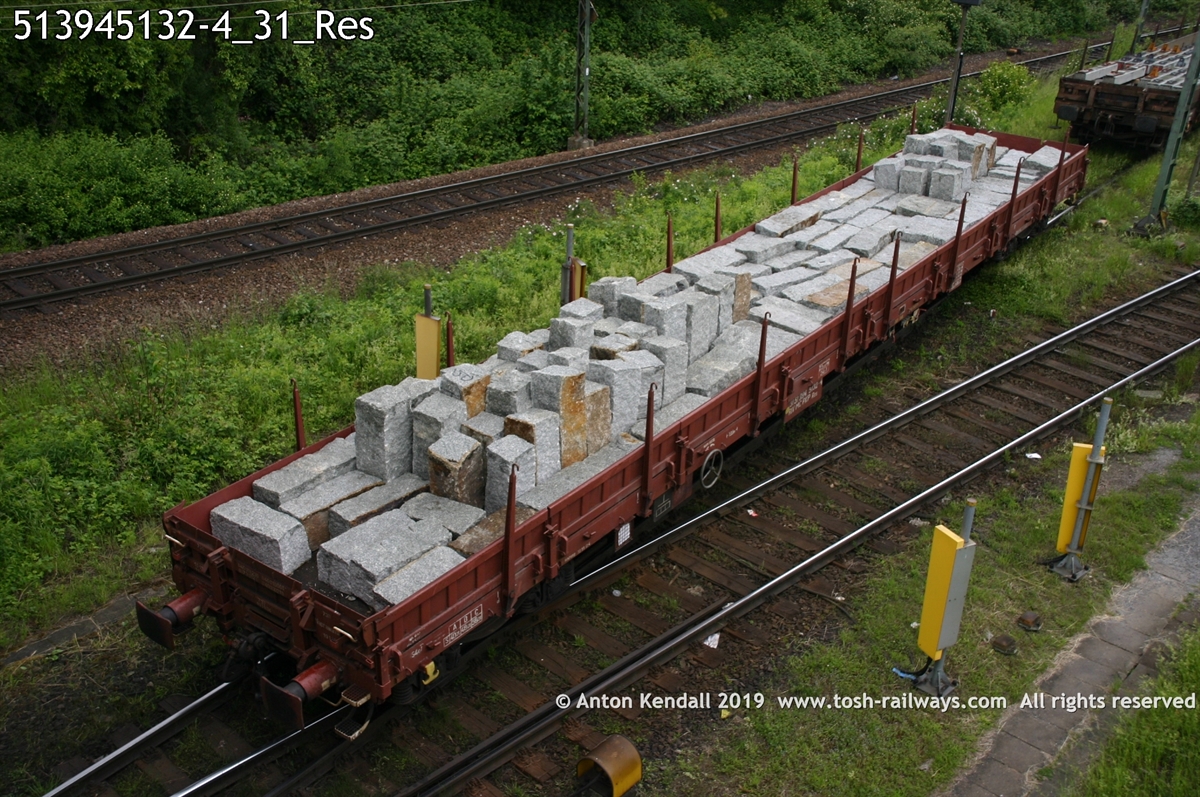 513945132-4_31_Res.jpg